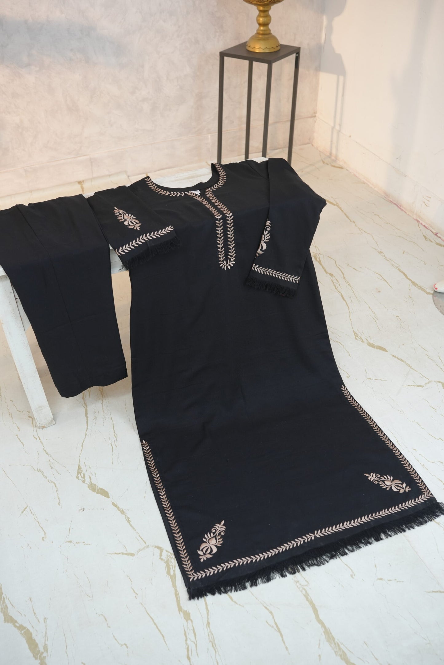 Zarif Long Kaftan Cherry Black