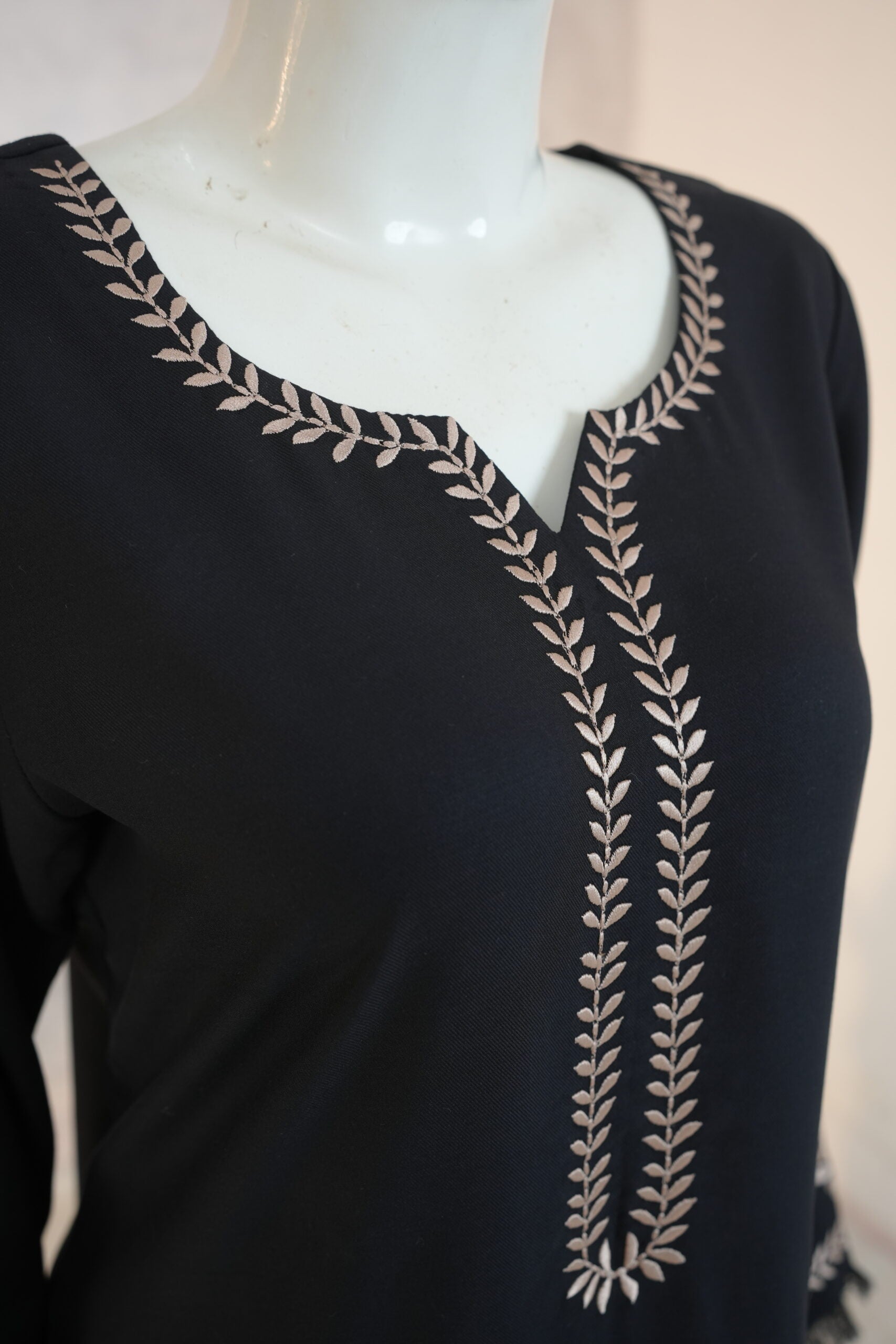 Zarif Long Kaftan Cherry Black