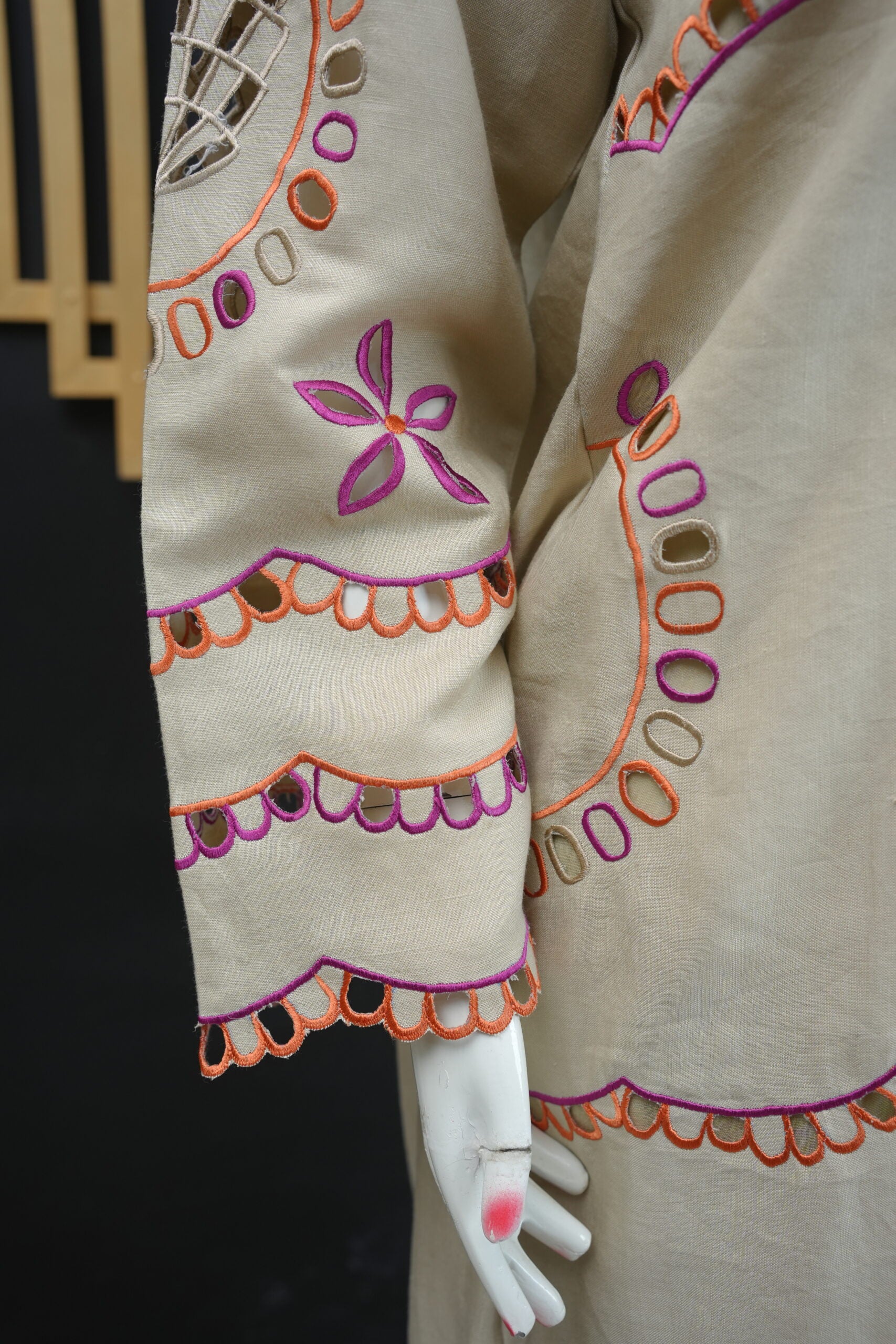 Zarif Schiffli Long Shirt  Soft Beige