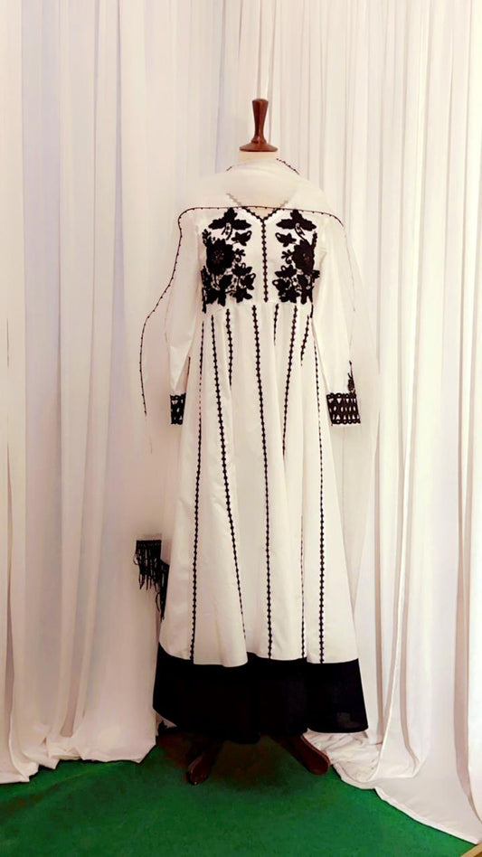 White and Black Kalidar